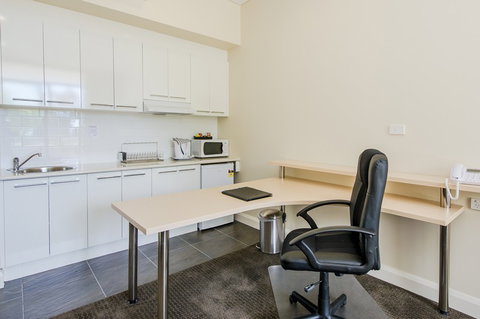 Belconnen Way Motel And Serviced Apartments - Accommodation Brisbane 2
