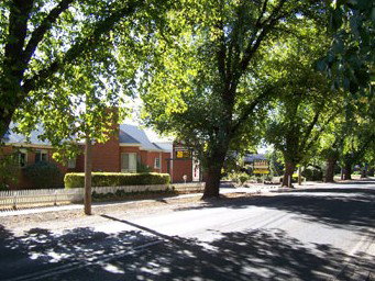Bacchus Marsh Avenue - Accommodation Brisbane 1