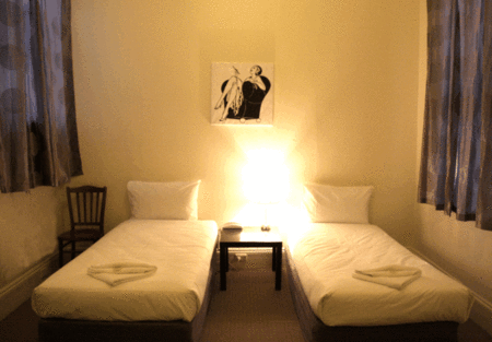 Ambassadors Hotel - Accommodation Brisbane 2