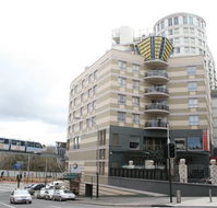 Seasons Darling Harbour - Accommodation Brisbane