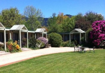 ELLENVALE HOLIDAY UNITS - Accommodation Brisbane 0