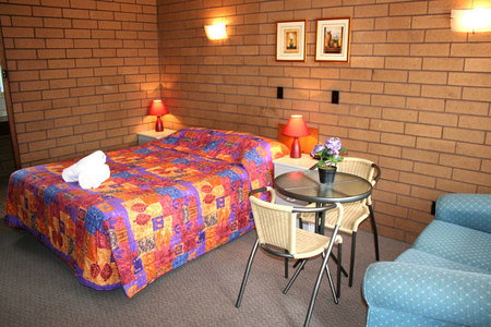 Rippleside Park Motor Inn - Accommodation Brisbane 0