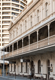 The Melbourne Hotel - Accommodation Brisbane