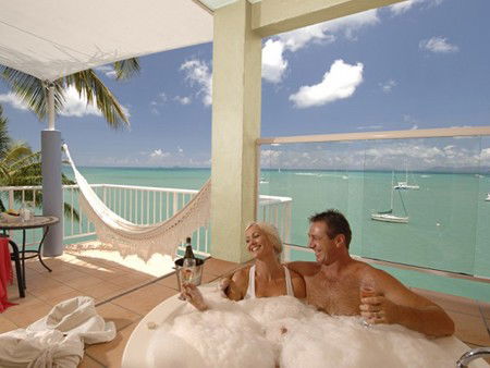 Coral Sea Resort - Accommodation Brisbane 1