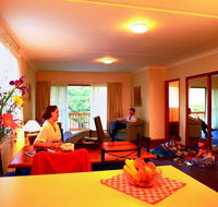 Oxley Court Serviced Apartments - Accommodation Brisbane