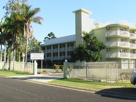 Cabarita Lake Apartments - Accommodation Brisbane 3