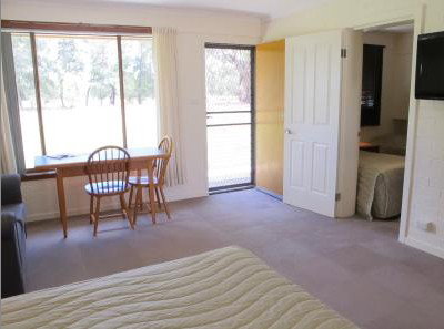 Golfers Lodge Motel - Accommodation Brisbane 5