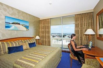 Quality Hotel Noahs On The Beach - Accommodation Brisbane 2