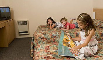 Oriana Motor Inn - Accommodation Brisbane 0