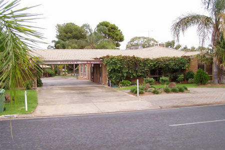 Sun River Resort Motel - Accommodation Brisbane 1