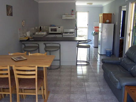 Palm Valley Motel And Holiday Units - Accommodation Brisbane 2