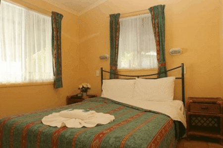 Cane Village Holiday Park - Accommodation Brisbane
