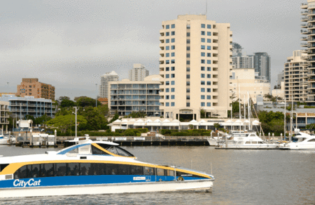 Central Dockside Apartments - Accommodation Brisbane 3