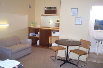 Belvedere Motel - Accommodation Brisbane 4