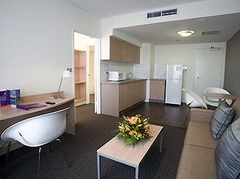 Hotel Ibis Melbourne - Accommodation Brisbane 3
