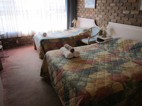 Farnham Court Motel - Accommodation Brisbane 4