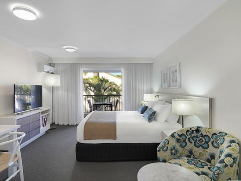 Oaks Oasis - Accommodation Brisbane 5