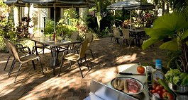 Tropic Towers Apartments - Accommodation Brisbane 3