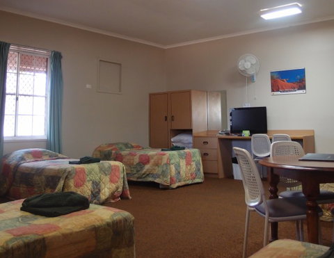 Bluestone Motor Inn - Accommodation Brisbane 1