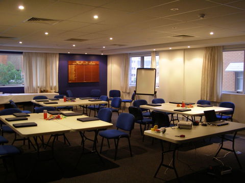 Ruth Fairfax House Accommodation - QCWA - Accommodation Brisbane 4