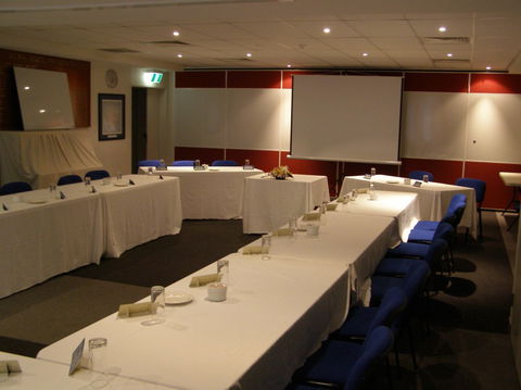 Ruth Fairfax House Accommodation - QCWA - Accommodation Brisbane 5