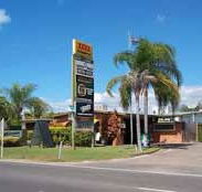 Queens Beach Motor Hotel - Accommodation Brisbane