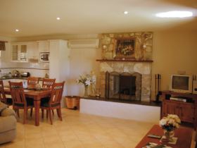 Sherwood Cottages Country Retreat - Accommodation Brisbane 0