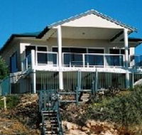 Top Deck Cliff House - Accommodation Brisbane