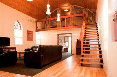 The Kirche @ Charles Melton - Accommodation Brisbane 3