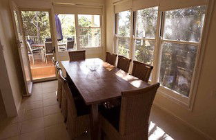 Ava Holiday Beach House - Accommodation Brisbane 2