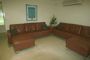 Ava Holiday Beach House - Accommodation Brisbane 4