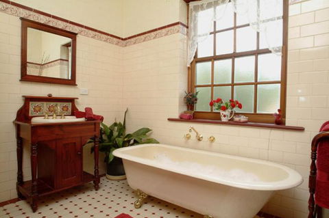 Amanda's Cottage 1899 - Accommodation Brisbane 1