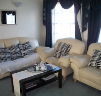 Beachside Apartment - Hove - Accommodation Brisbane
