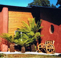 Whispering Spirit Holiday Cottages and Miniature Pony Stud - Accommodation Brisbane