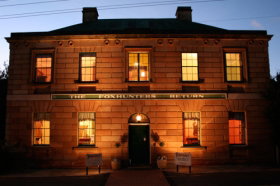 Foxhunters Return - Accommodation Brisbane 0