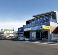 Penguin Waterfront Escape - Accommodation Brisbane