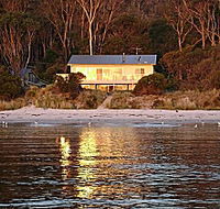 Harpers on the Beach - Accommodation Brisbane