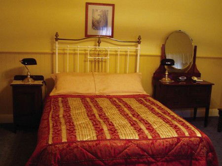 Glen Osborne House - Accommodation Brisbane 5