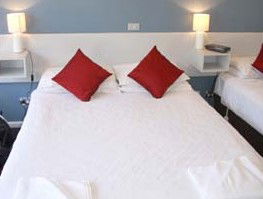 Leisure Inn Waterfront Lodge - Accommodation Brisbane 4