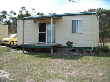 Sunset Beach Cabins - Accommodation Brisbane 2