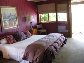 French Cottage And Loft - Accommodation Brisbane 0