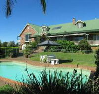 The Lodge - Far Meadow - Accommodation Brisbane