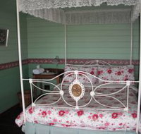 Berry Mountain Farm Mullengrove Cottage - Accommodation Brisbane