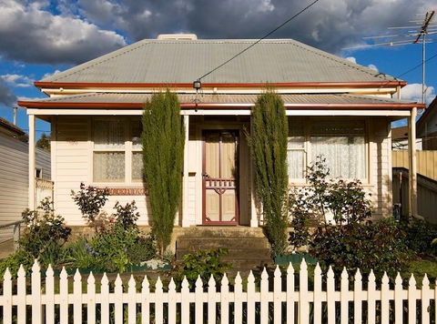 Peel Cottage - Ballarat Miners Cottages - Accommodation Brisbane 1