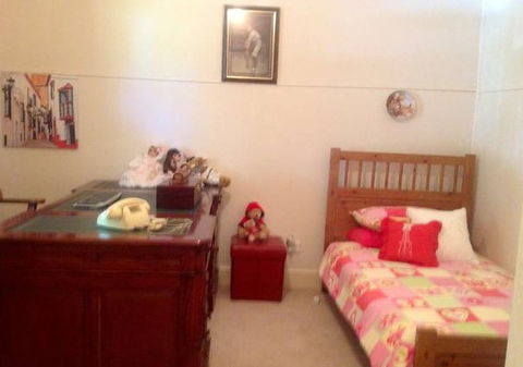 Newington House - Accommodation Brisbane 3