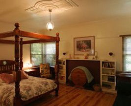 Ballarat Cottages - Accommodation Brisbane 4