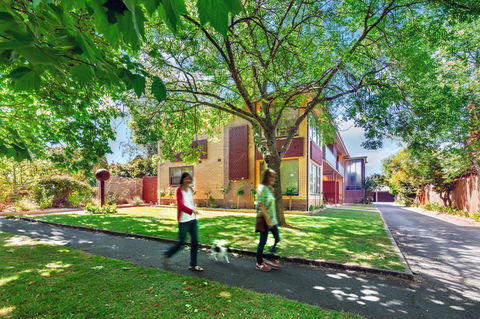 Lake Wendouree Luxury Apartments - Accommodation Brisbane 0