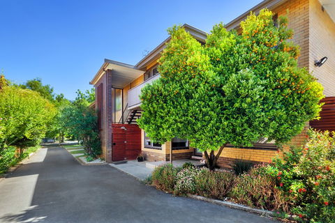 Lake Wendouree Luxury Apartments - Accommodation Brisbane 1