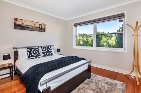 Lake Wendouree Luxury Apartments - Accommodation Brisbane 2