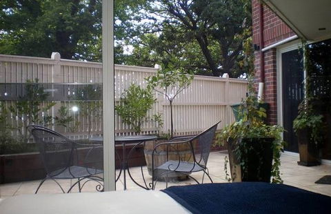 Soldiers Hill Terrace - Accommodation Brisbane 5